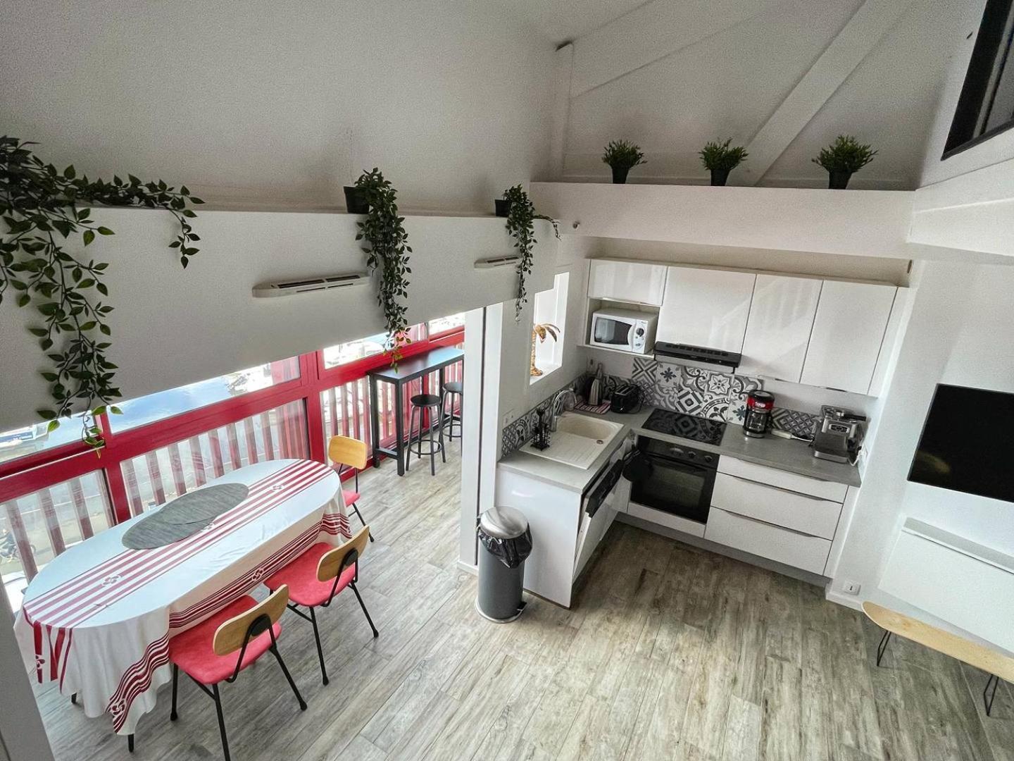 Port Sud - T3 En Duplex Avec Vue Panoramique Sur Le Port De Capbreton Apartman Kültér fotó