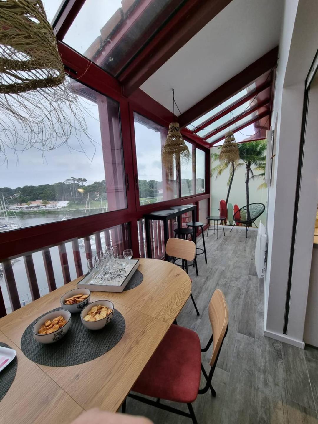 Port Sud - T3 En Duplex Avec Vue Panoramique Sur Le Port De Capbreton Apartman Kültér fotó